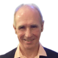 Dr Lachlan Warren